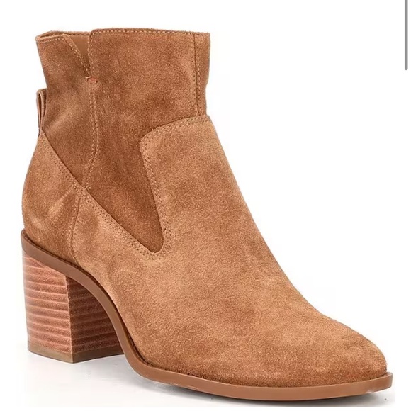 Chelsea & Violet Wren Light Brown Suede Heeled Booties Asymmetrical Boots Sz 8 - Picture 2 of 16